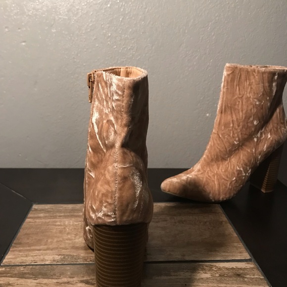 Ankle booties, Tan thick heel- 3 inch heel - Picture 6 of 6